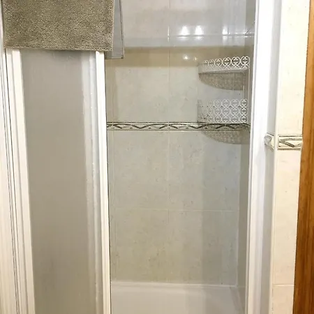 House With 2 Bedrooms In With Wonderful Mountain View Enclosed Garden And Wifi بيت للعطل بونفيراذا