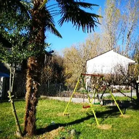 House With 2 Bedrooms In With Wonderful Mountain View Enclosed Garden And Wifi بيت للعطل
